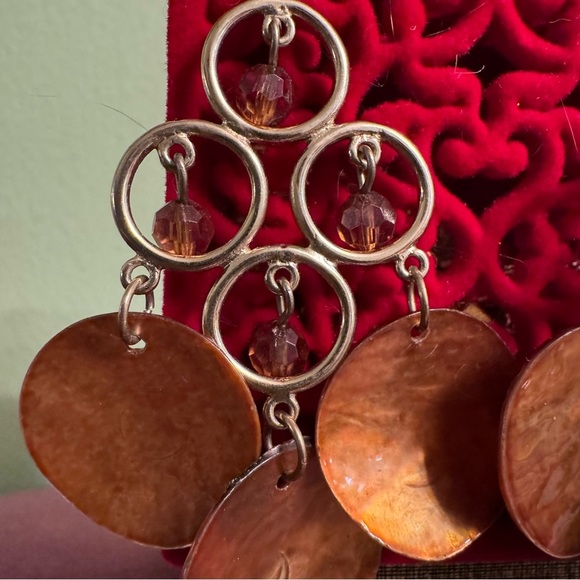 ⚜️3 for $30⚜️Vintage Polished Shell Dangle Earrings Copper Tone Silver Fish Hook - Picture 6 of 9